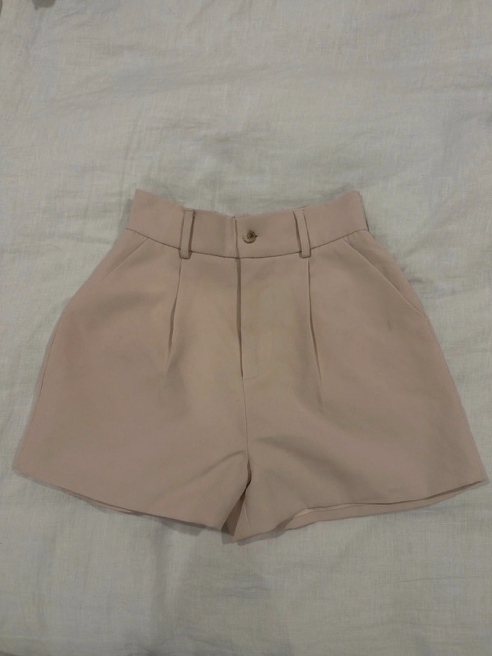 Walter Baker High-Waist Pleated Shorts in Blush